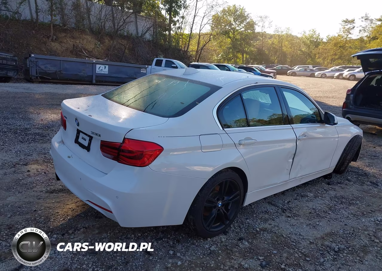 2017 BMW 330I xDrive VIN:WBA8D9G35HNU63162 - 4