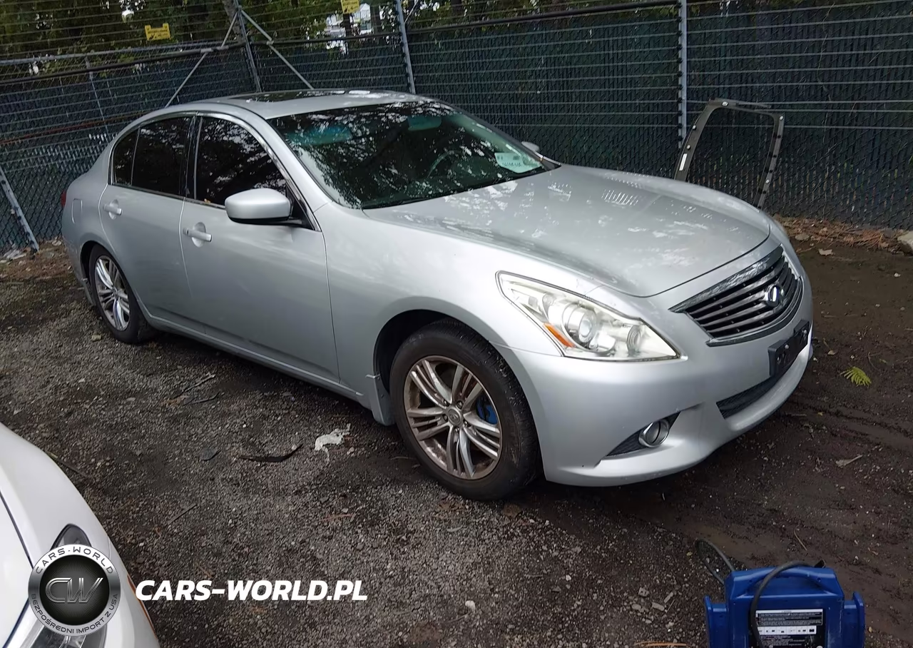 2012 Infiniti G37X
