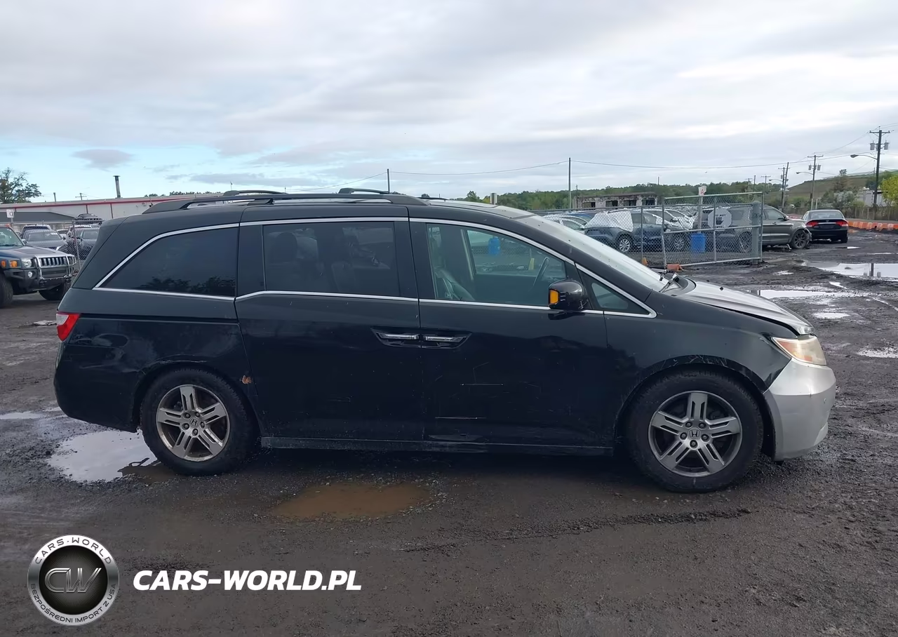 2012 Honda Odyssey Touring-Touring Elite VIN:5FNRL5H9XCB086051 - 13