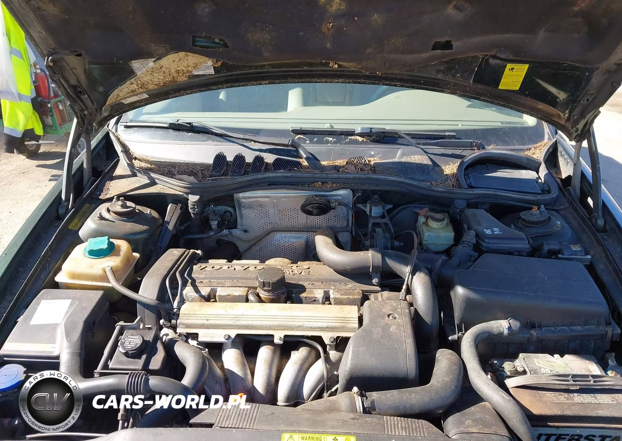 1998 Volvo V70 Awd VIN:YV1LZ5647W2477736 - 10
