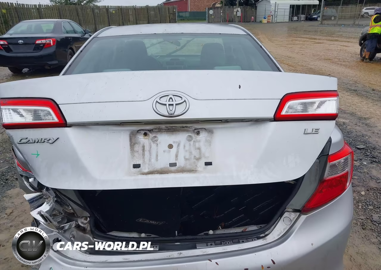 2012 Toyota Camry Le VIN:4T4BF1FK3CR263037 - 15