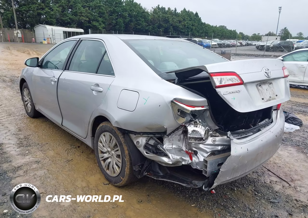 2012 Toyota Camry Le VIN:4T4BF1FK3CR263037 - 3