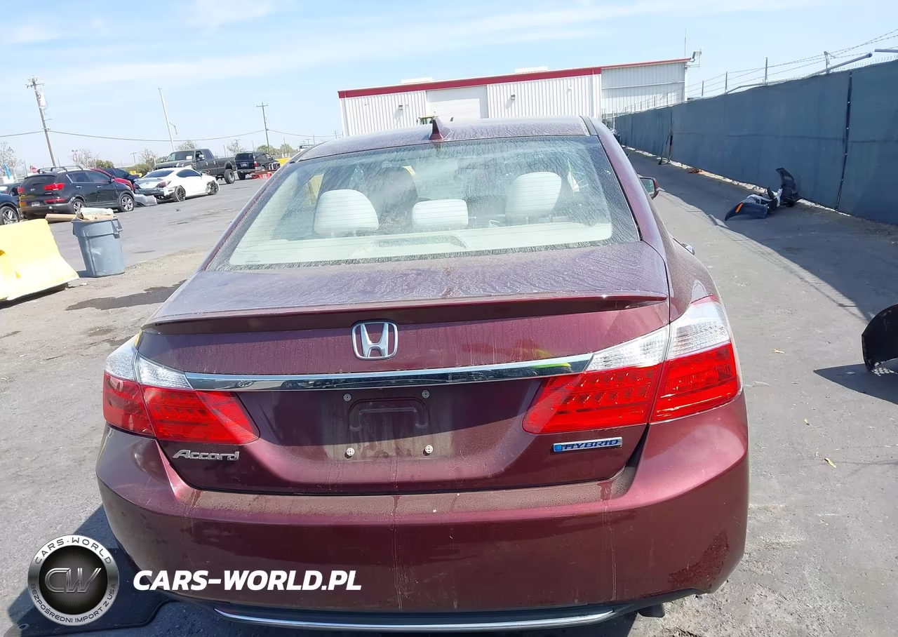 2015 Honda Accord Hybrid VIN:1HGCR6F3XFA004696 - 17