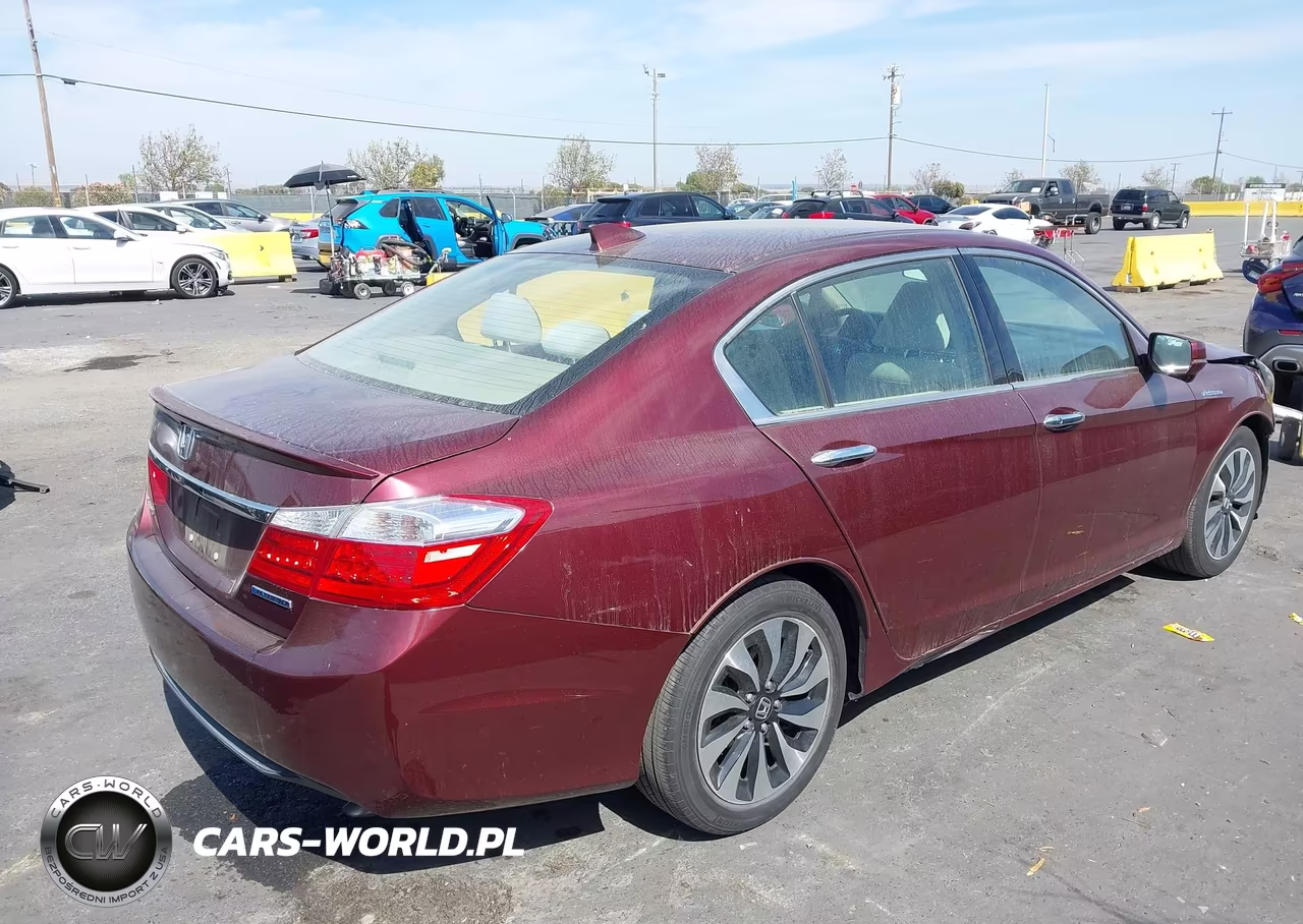 2015 Honda Accord Hybrid VIN:1HGCR6F3XFA004696 - 4