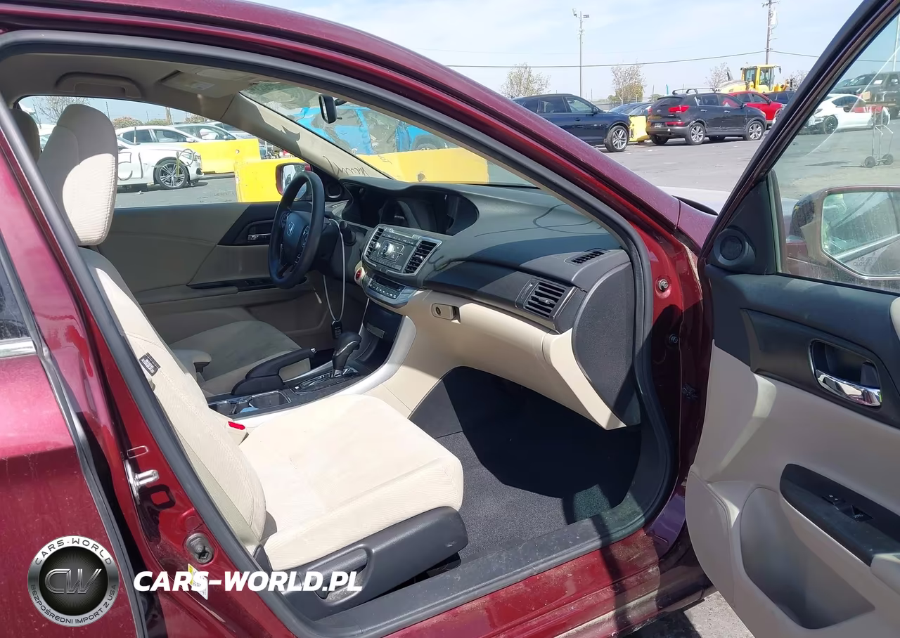 2015 Honda Accord Hybrid VIN:1HGCR6F3XFA004696 - 5
