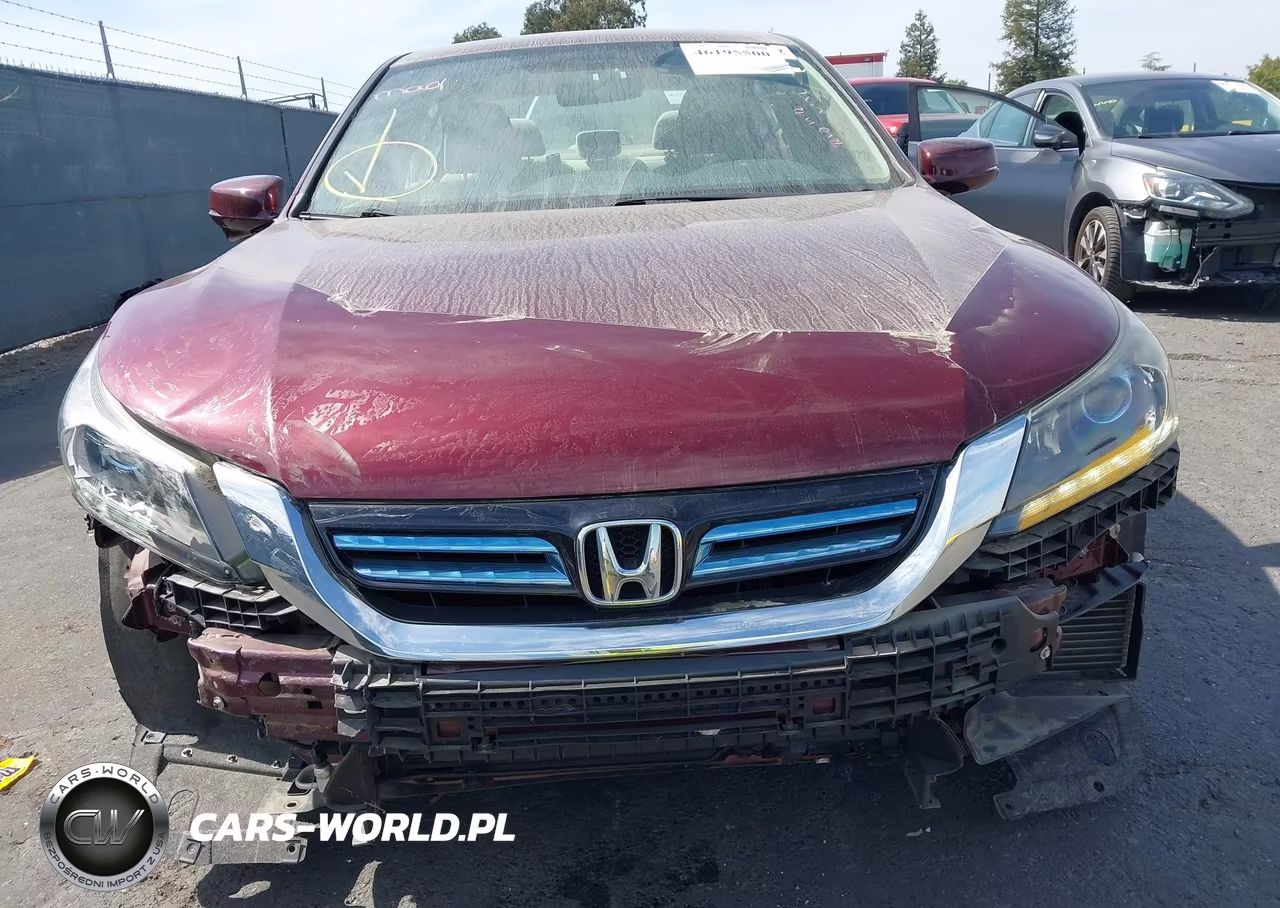 2015 Honda Accord Hybrid VIN:1HGCR6F3XFA004696 - 6