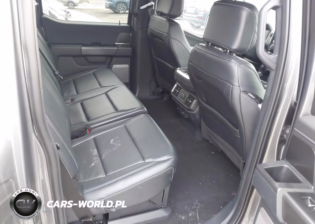 2024 Ford F-150 Xlt VIN:1FTEW3K59RFB99364 - 8