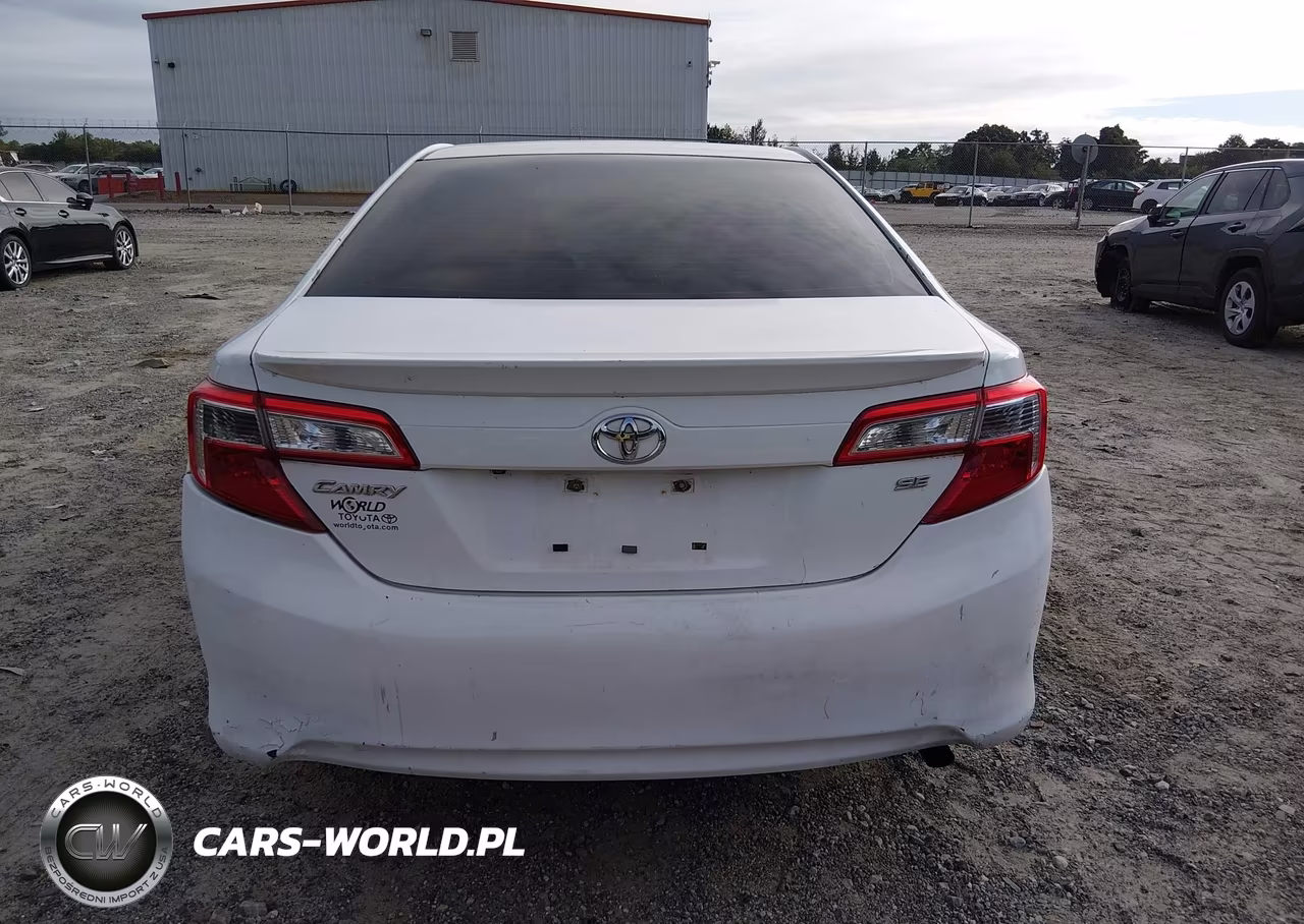 2014 Toyota Camry L VIN:4T4BF1FK5ER415001 - 17
