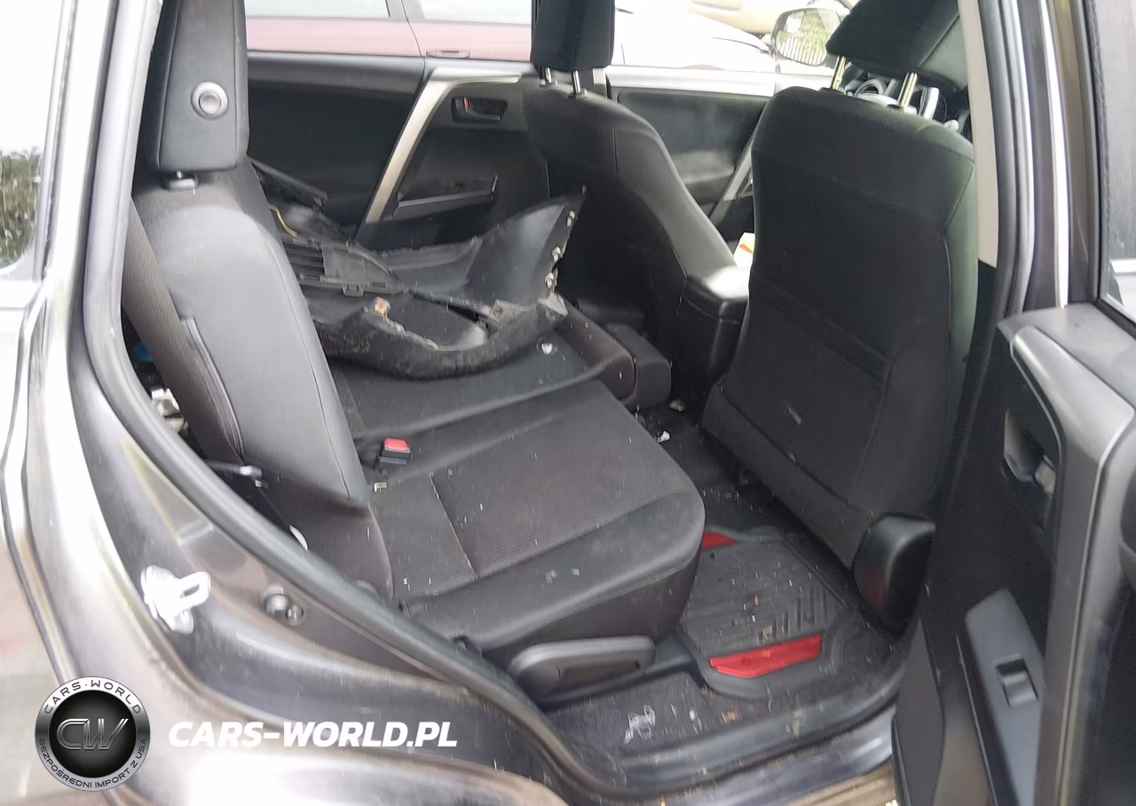 2017 Toyota Rav4 Le VIN:JTMBFREV8HJ147477 - 8