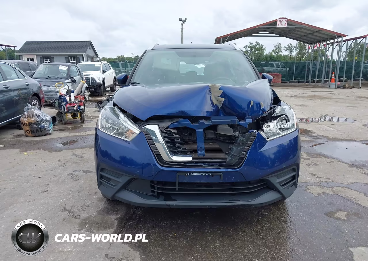 2018 Nissan Kicks Sv VIN:3N1CP5CU3JL541135 - 6