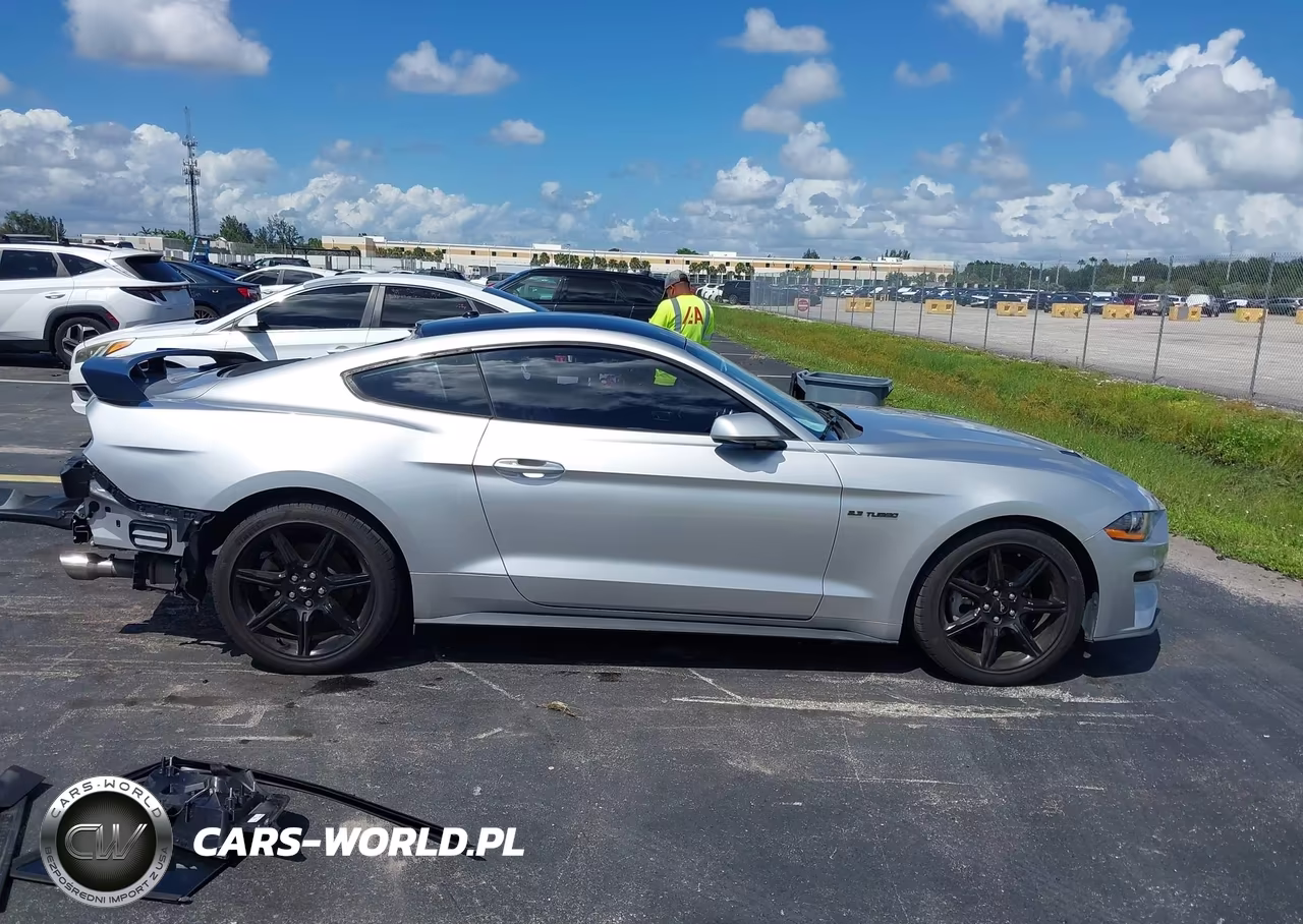 2019 Ford Mustang Ecoboost VIN:1FA6P8TH8K5114720 - 14