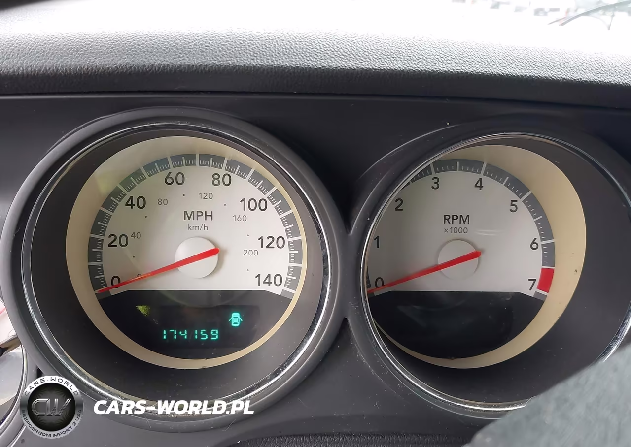 2009 Dodge Challenger Se VIN:2B3LJ44V79H535439 - 7