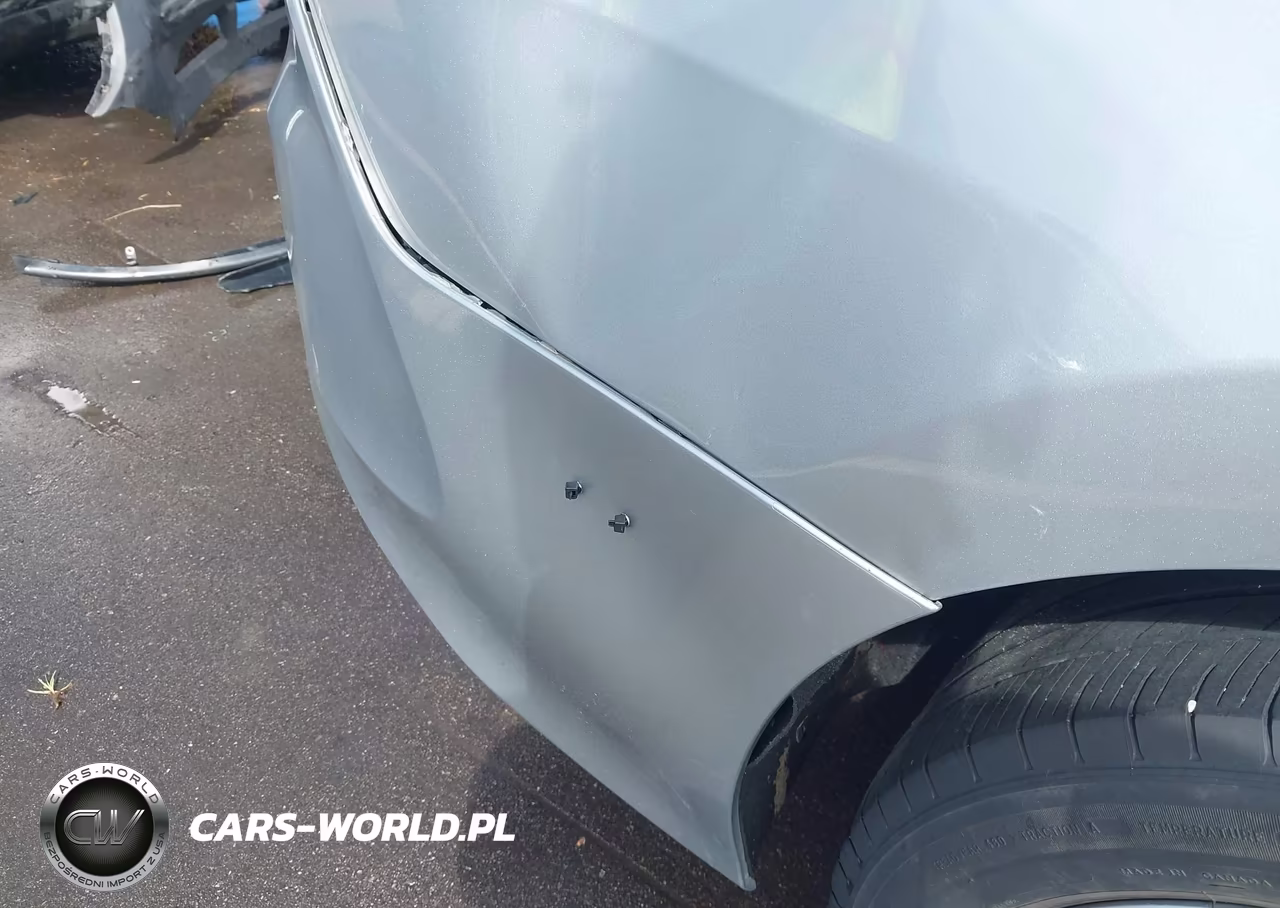 2020 Toyota Camry Le VIN:4T1C11AK4LU999179 - 21