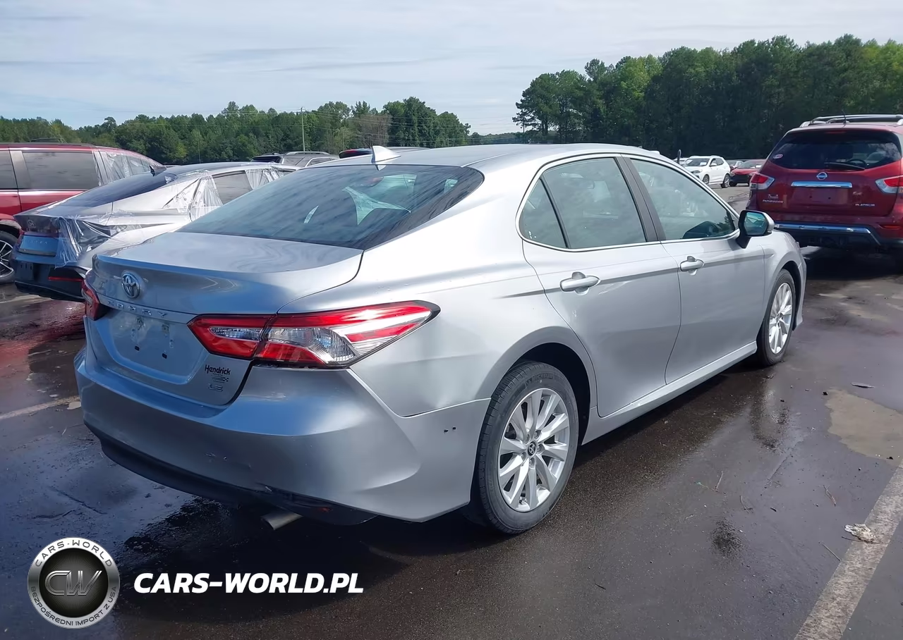 2020 Toyota Camry Le VIN:4T1C11AK4LU999179 - 4