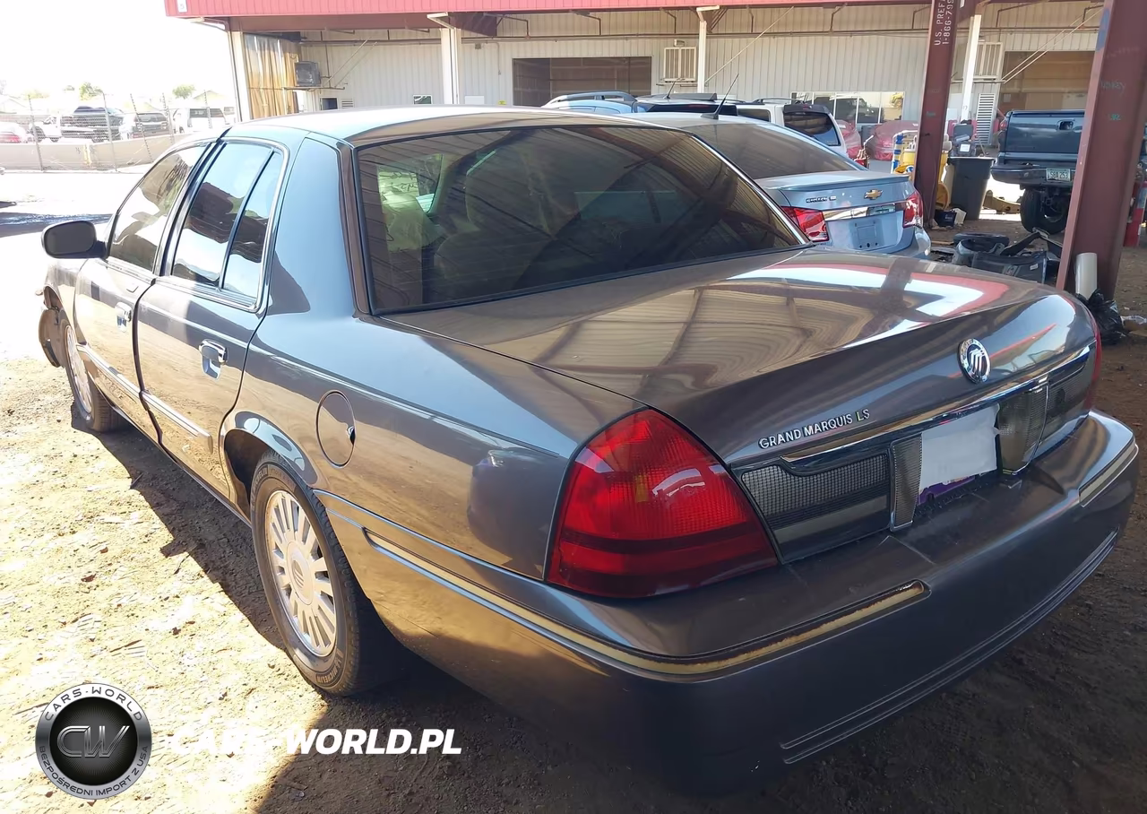 2007 Mercury Grand Marquis Ls VIN:2MEFM75W47X610045 - 3