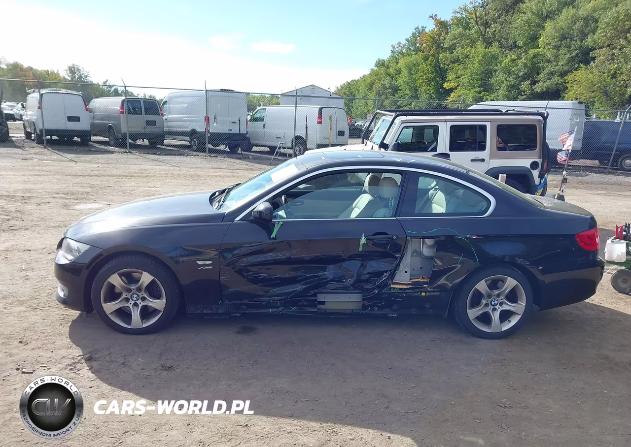 2011 BMW 335I xDrive VIN:WBAKF9C5XBE619792 - 14