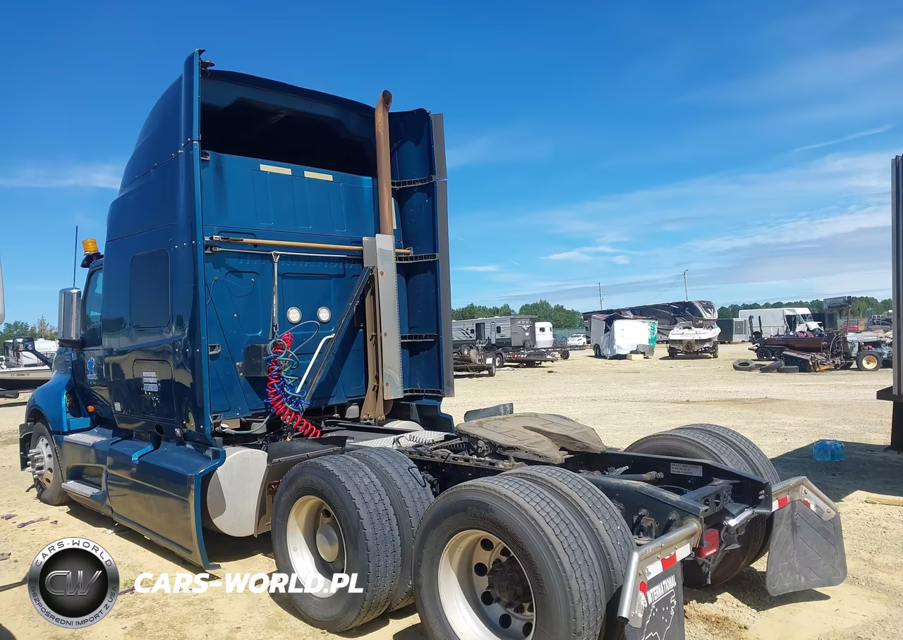 2018 International Lt VIN:3HSDZAPR8JN753647 - 18