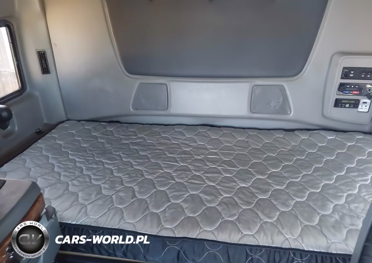 2018 International Lt VIN:3HSDZAPR8JN753647 - 6