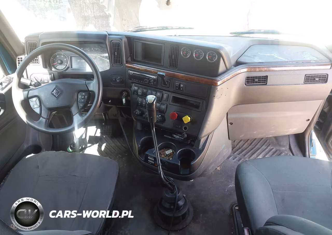 2018 International Lt VIN:3HSDZAPR8JN753647 - 7