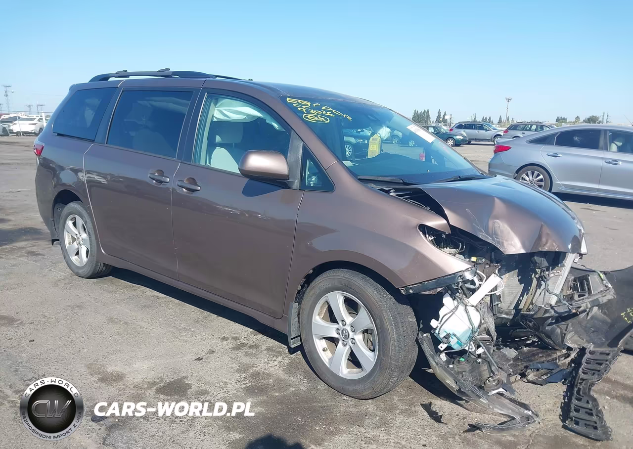 2020 Toyota Sienna Le