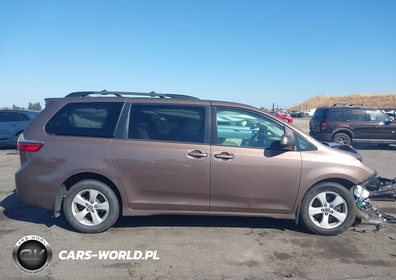 2020 Toyota Sienna Le VIN:5TDKZ3DC5LS048938 - 12