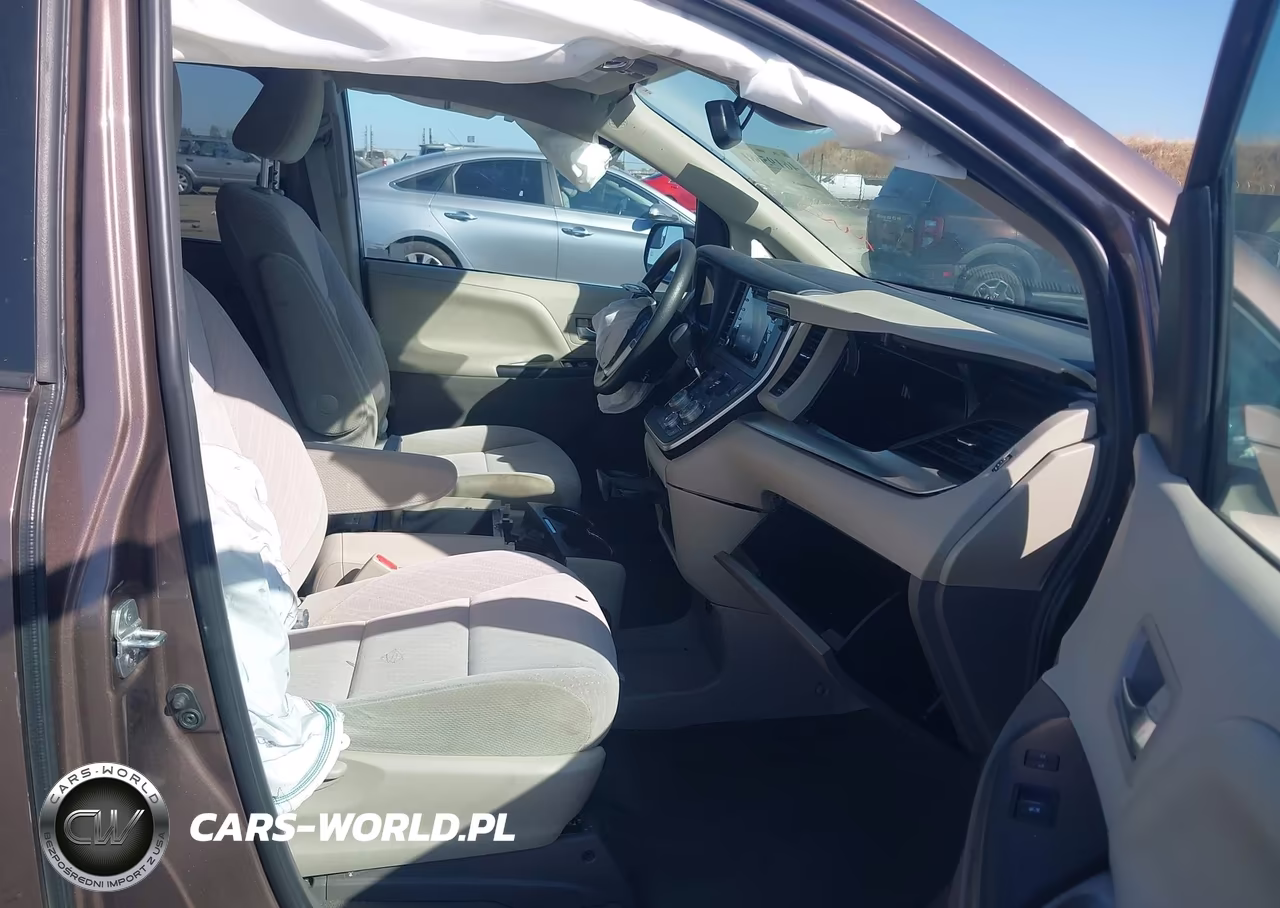 2020 Toyota Sienna Le VIN:5TDKZ3DC5LS048938 - 5