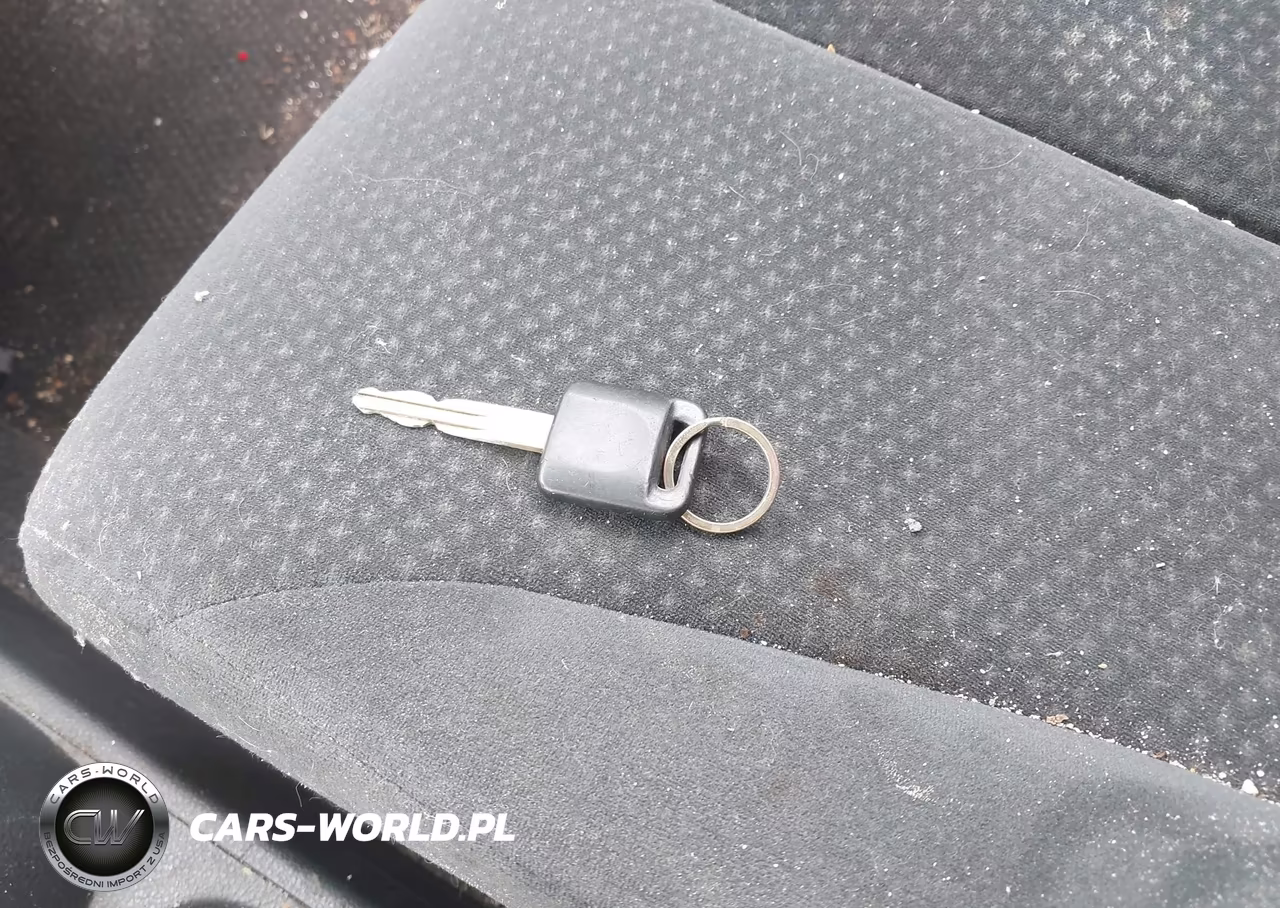 2011 Nissan Versa 1.8S VIN:3N1BC1AP7BL361817 - 11
