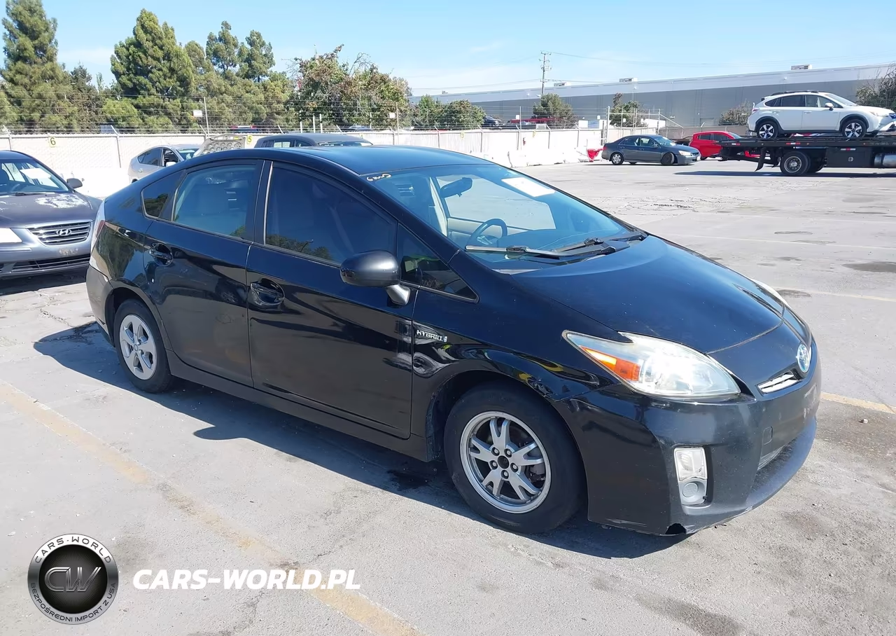 2011 Toyota Prius Two – zdjęcie 1 z 16