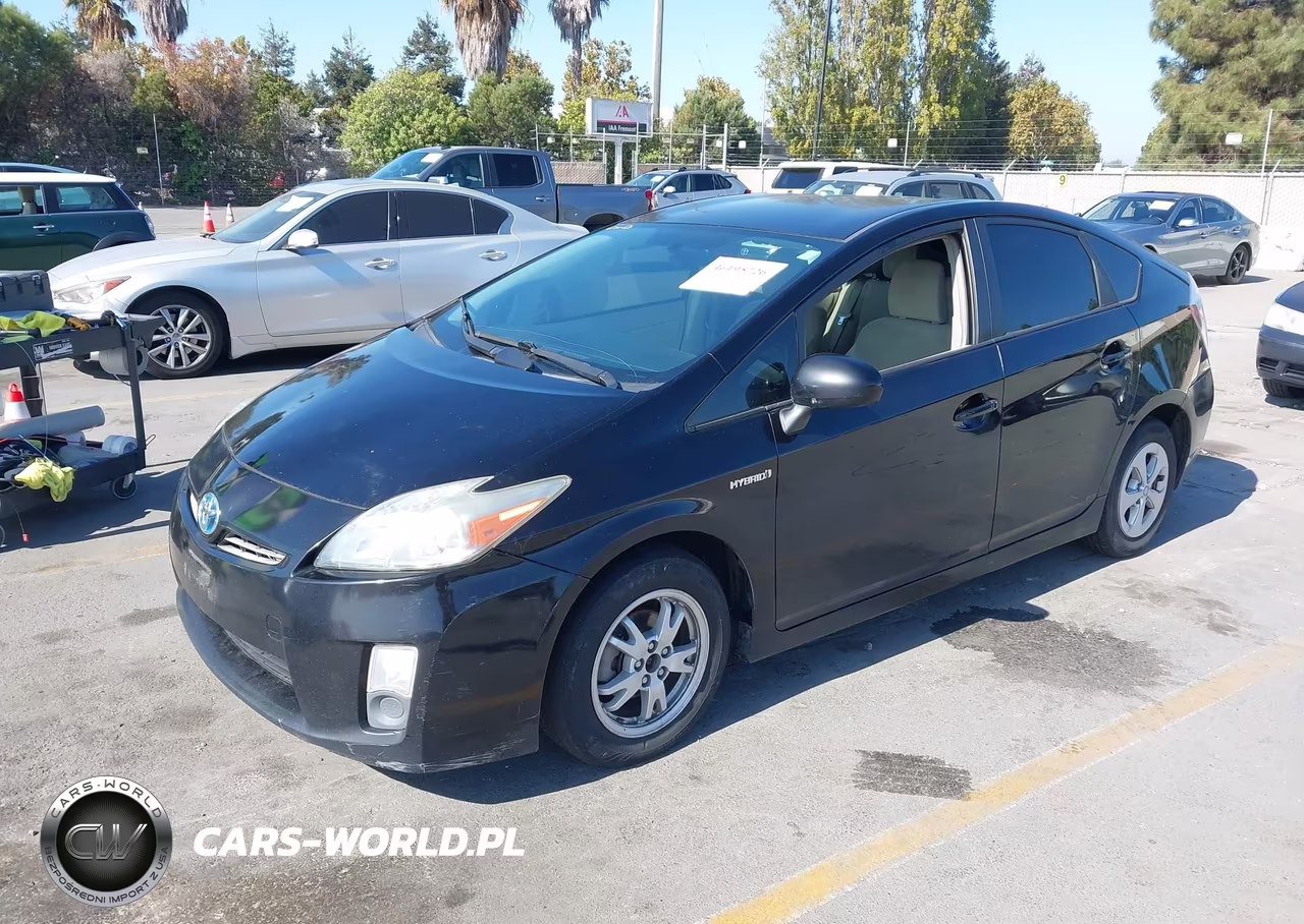 2011 Toyota Prius Two VIN:JTDKN3DU7B5247725 - 2