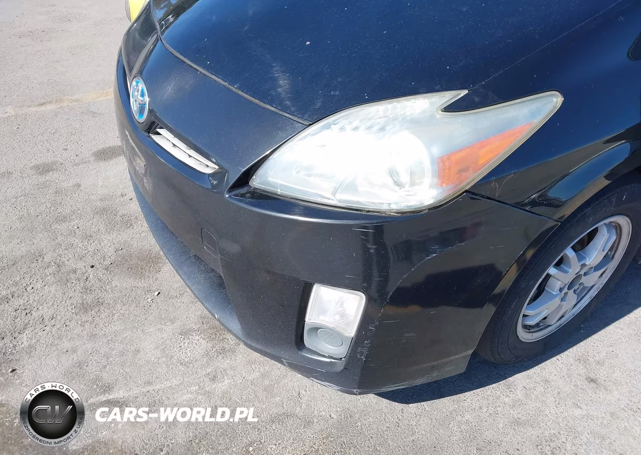 2011 Toyota Prius Two VIN:JTDKN3DU7B5247725 - 6