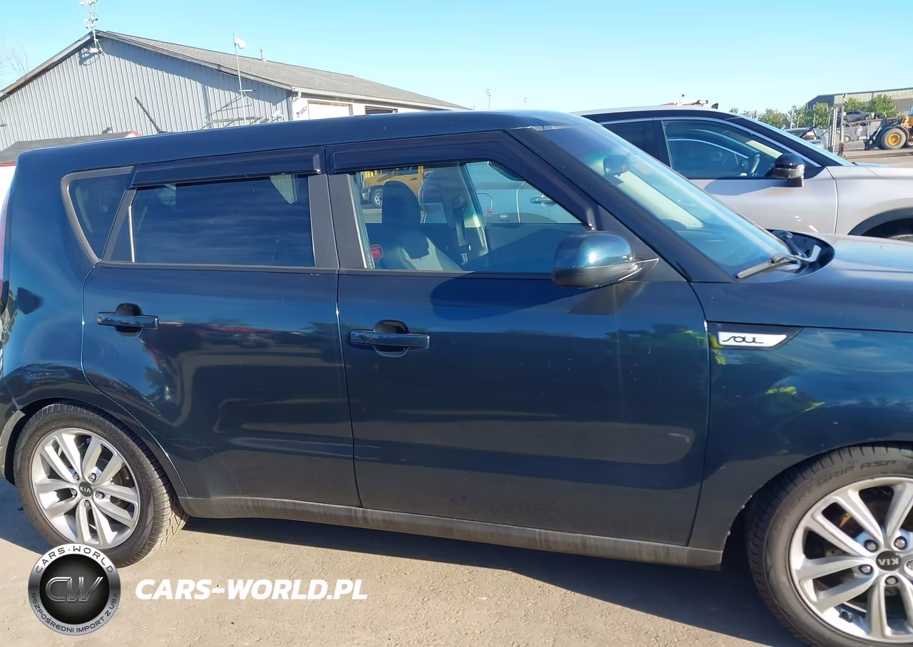 2017 Kia Soul + VIN:KNDJP3A54H7424439 - 13