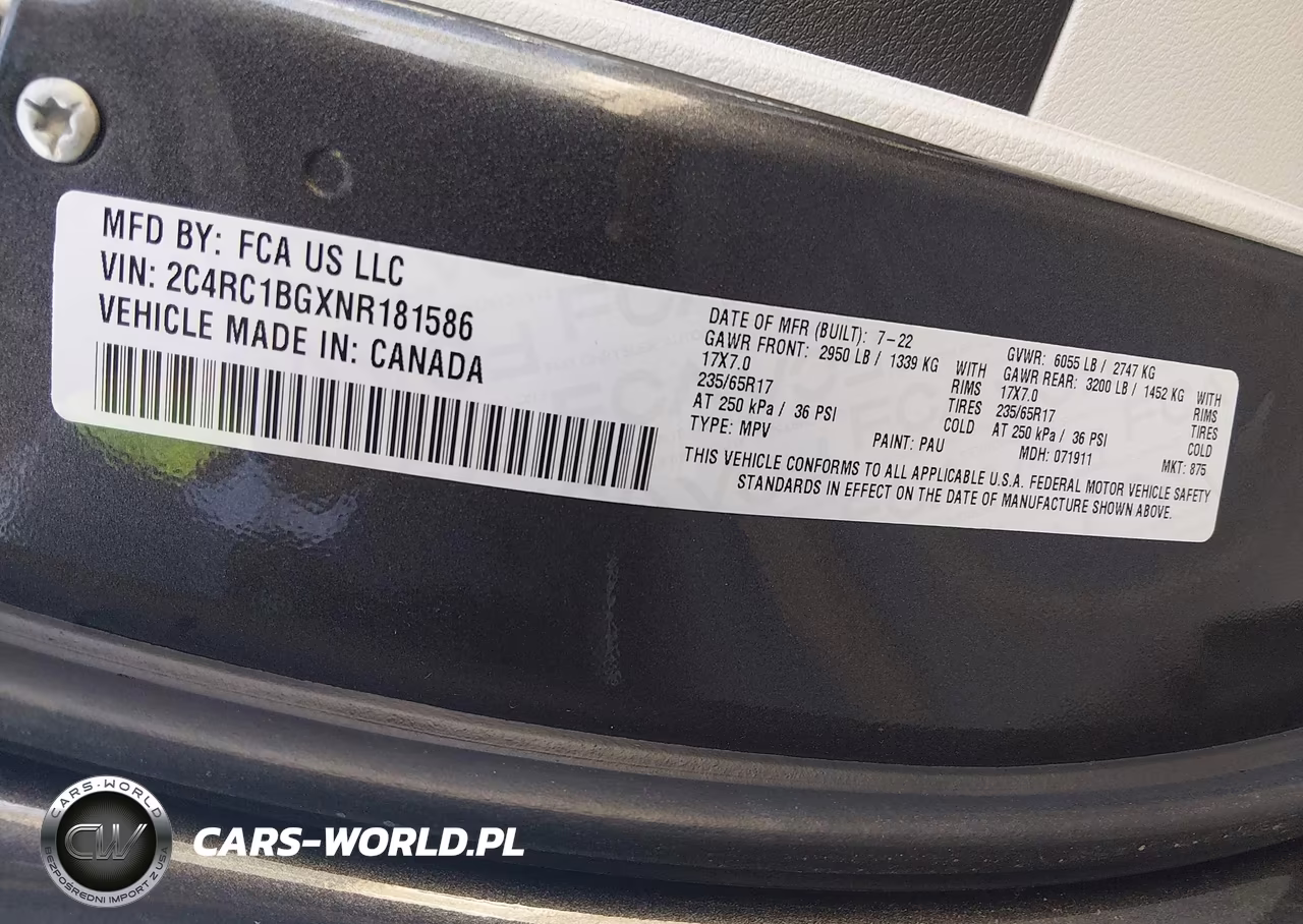 2022 Chrysler Pacifica Touring L VIN:2C4RC1BGXNR181586 - 9
