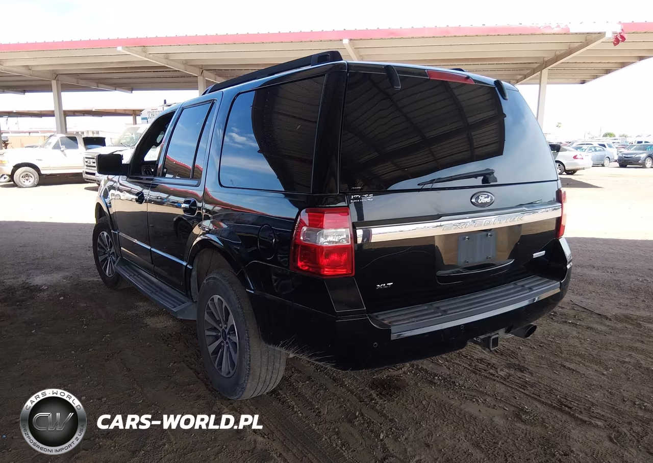 2016 Ford Expedition Xlt VIN:1FMJU1HT4GEF13032 - 3