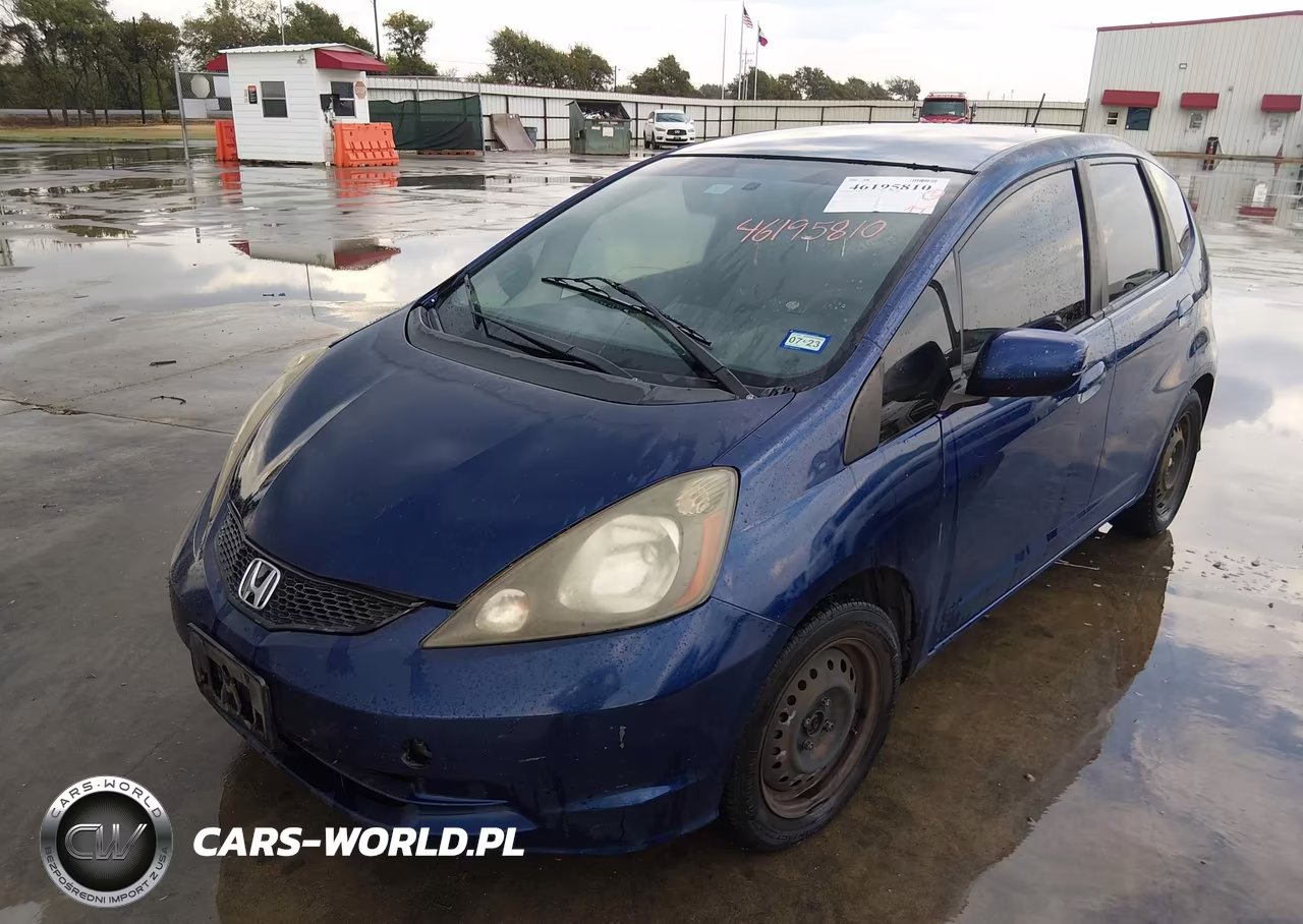 2013 Honda Fit VIN:JHMGE8H32DC001814 - 2