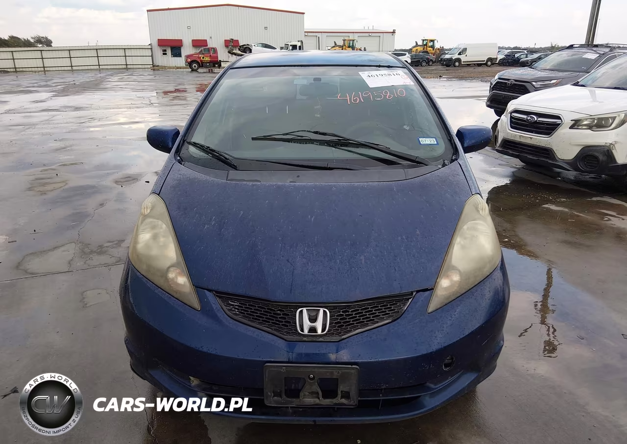 2013 Honda Fit VIN:JHMGE8H32DC001814 - 6
