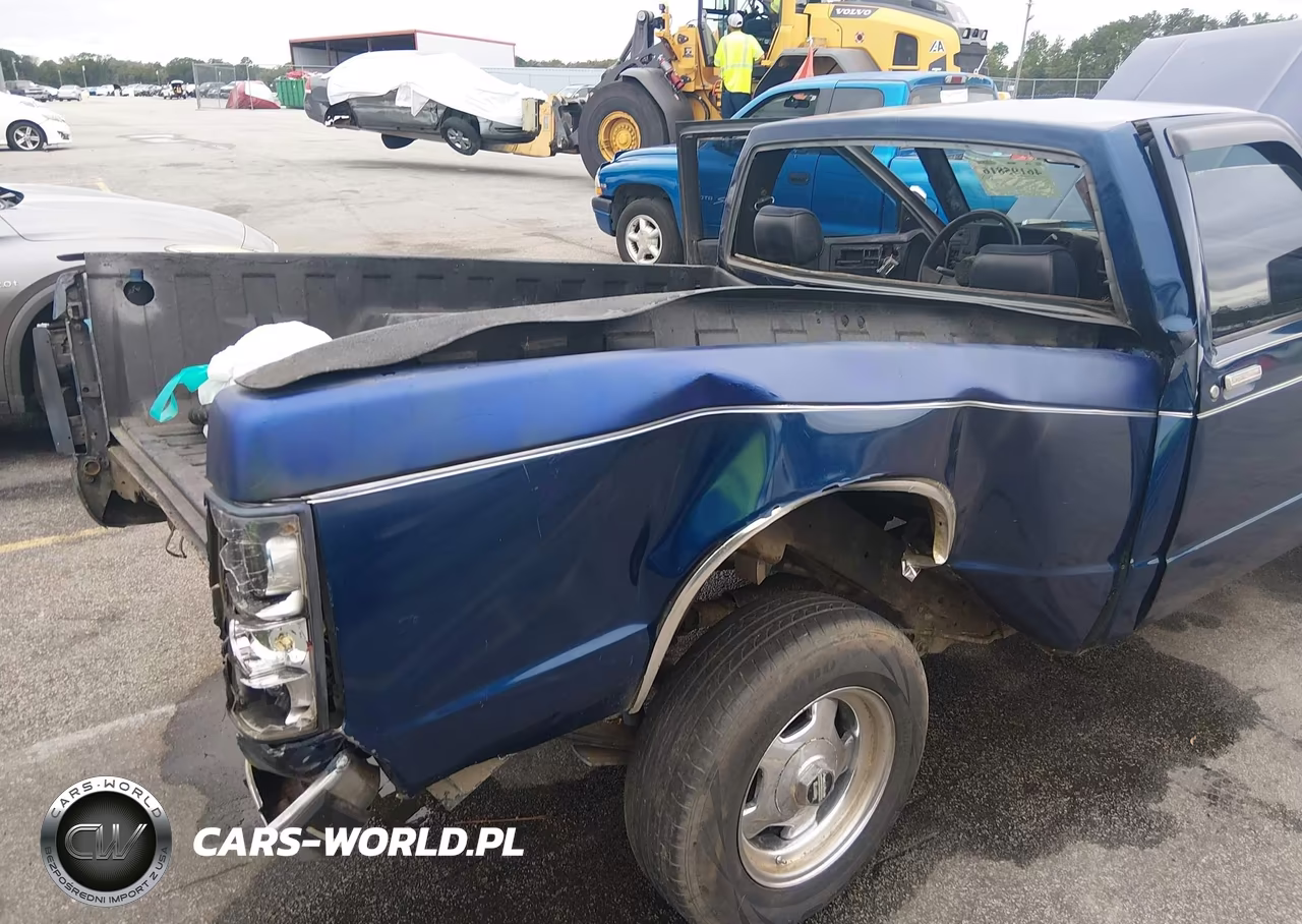1988 Chevrolet S Truck S10 VIN:1GCCS14Z5J2271759 - 6