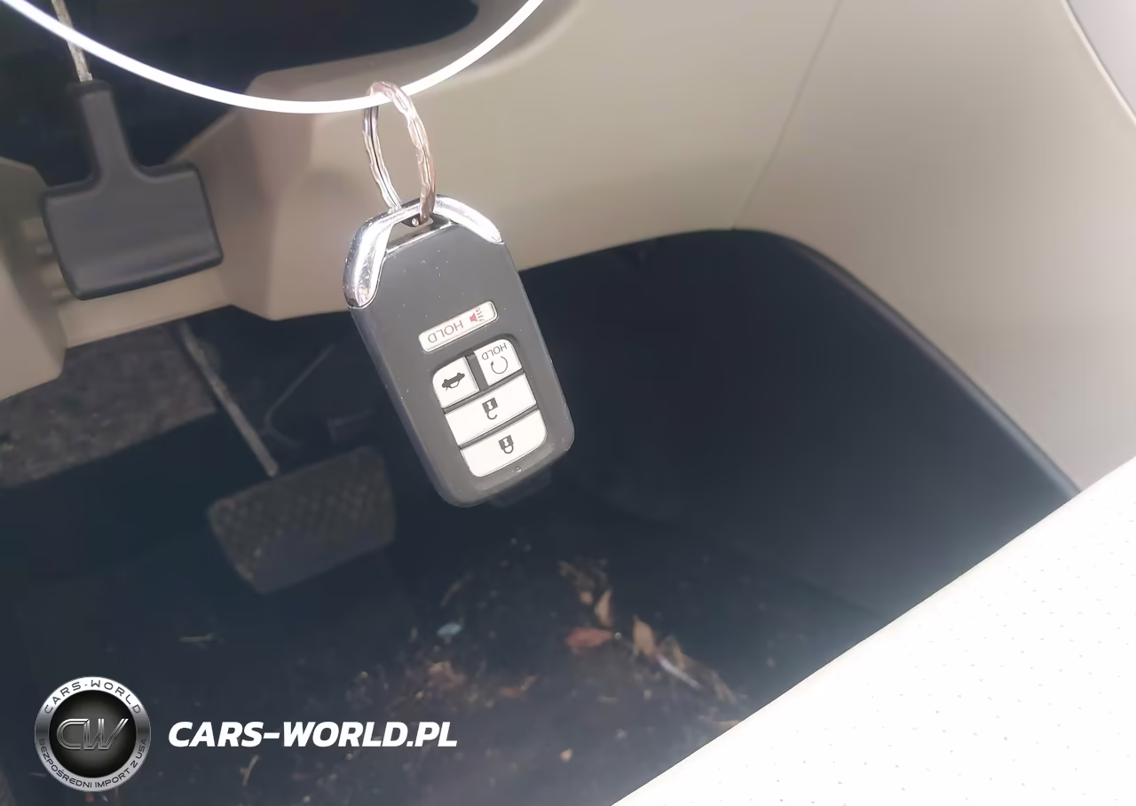 2017 Honda Accord Ex-L VIN:1HGCR2F88HA105601 - 11