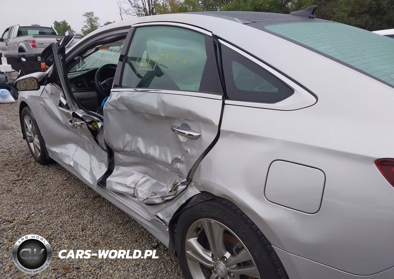 2019 Hyundai Sonata Limited VIN:5NPE34AF1KH811917 - 6