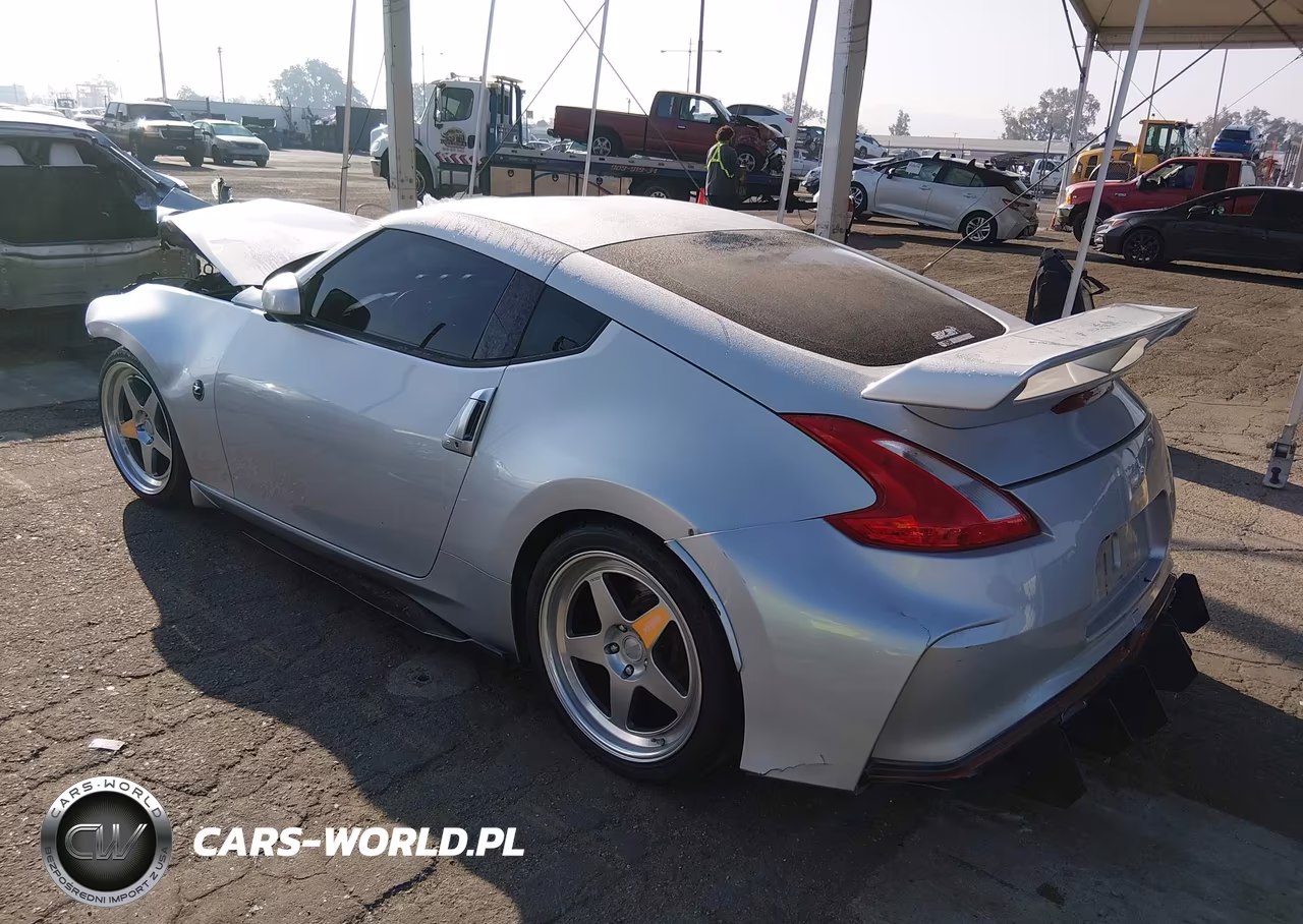 2013 Nissan 370Z VIN:JN1AZ4EH8DM384031 - 3