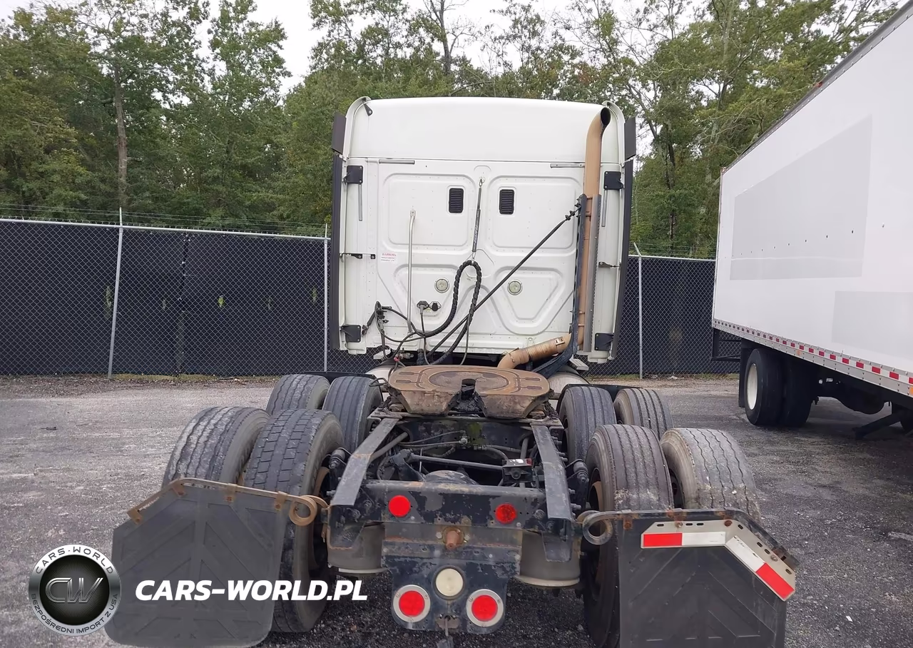 2013 Freightliner Cascadia 125 VIN:1FUJGLBG0DLBY1001 - 15