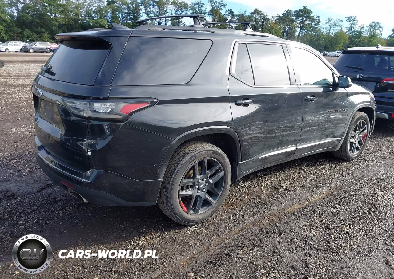 2019 Chevrolet Traverse Premier VIN:1GNEVKKW0KJ263954 - 4