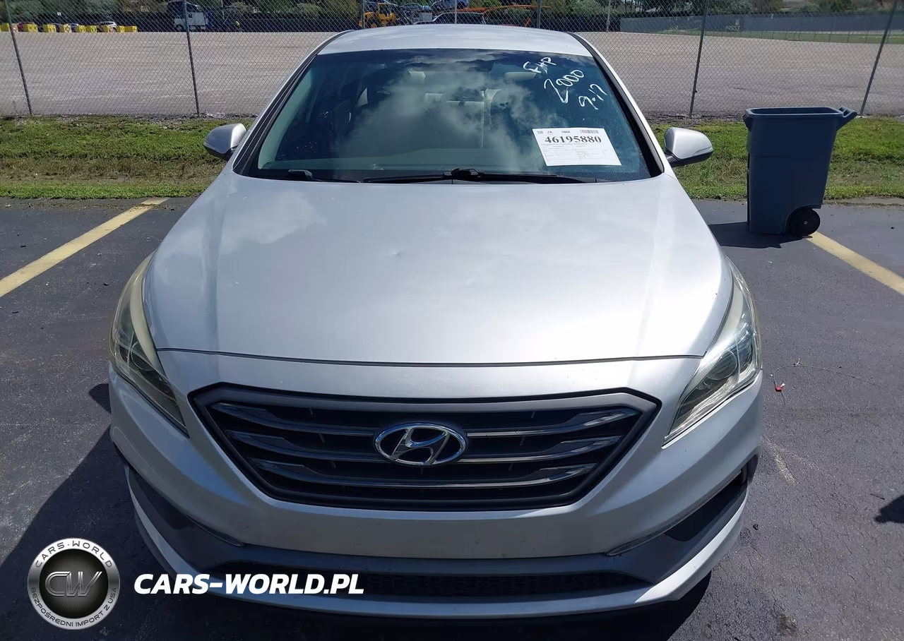 2015 Hyundai Sonata Sport VIN:5NPE34AF7FH202000 - 12