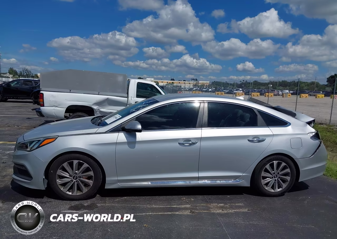 2015 Hyundai Sonata Sport VIN:5NPE34AF7FH202000 - 14