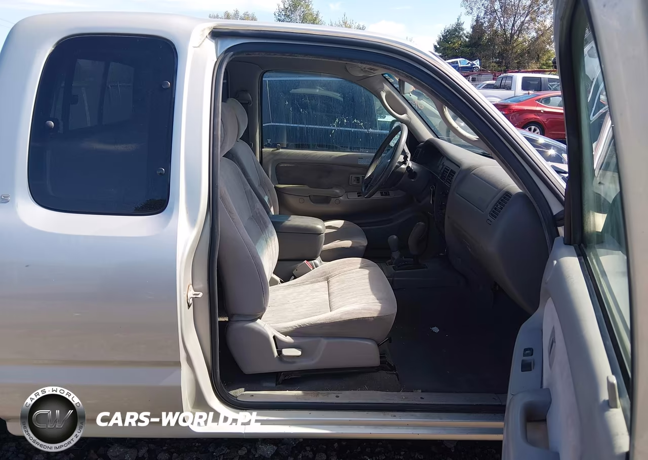 2004 Toyota Tacoma Base V6 (A4) VIN:5TEWN72NX4Z424546 - 5