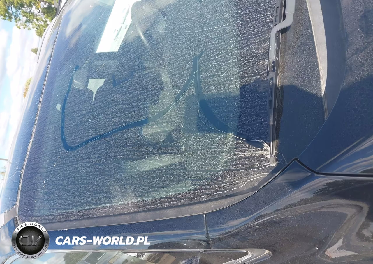 2018 Kia Sorento 2.4L Lx VIN:5XYPGDA36JG388051 - 17