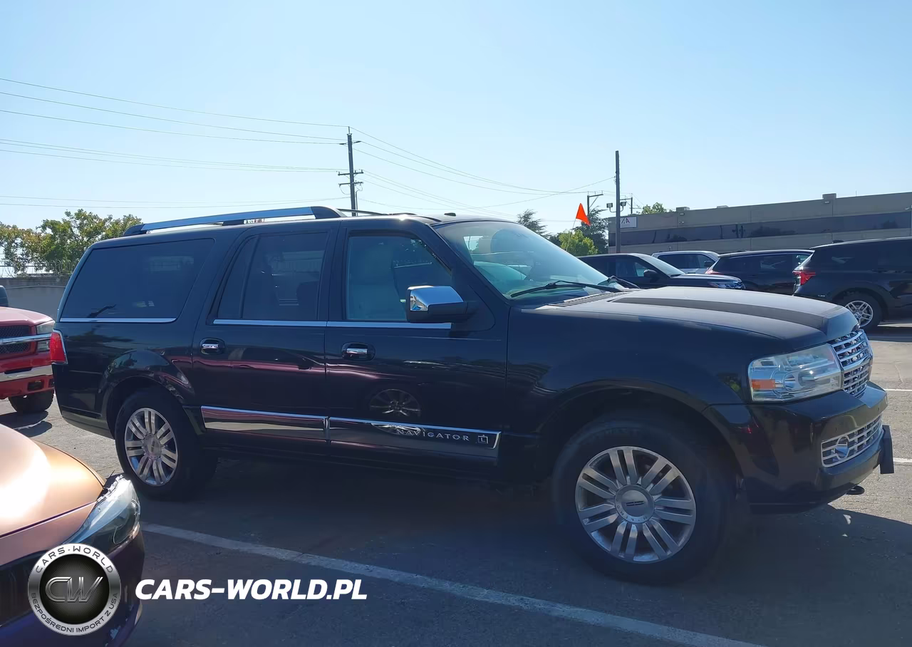 2014 Lincoln Navigator L VIN:5LMJJ3J50EEL06390 - 13