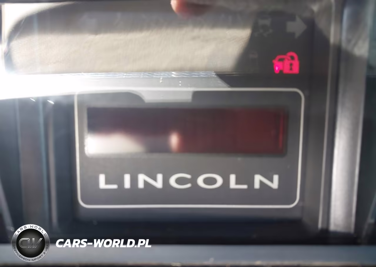 2014 Lincoln Navigator L VIN:5LMJJ3J50EEL06390 - 7