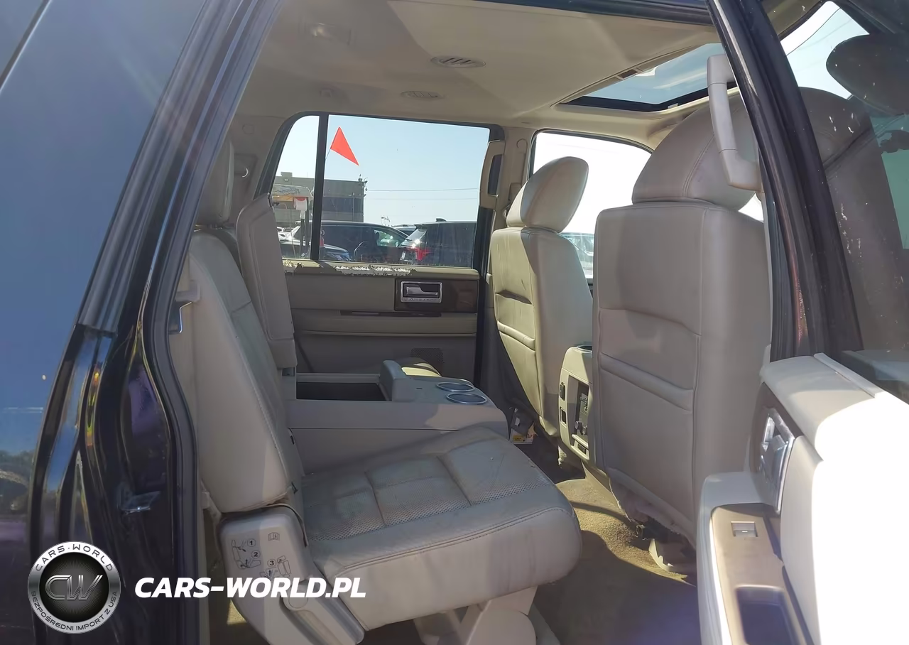 2014 Lincoln Navigator L VIN:5LMJJ3J50EEL06390 - 8
