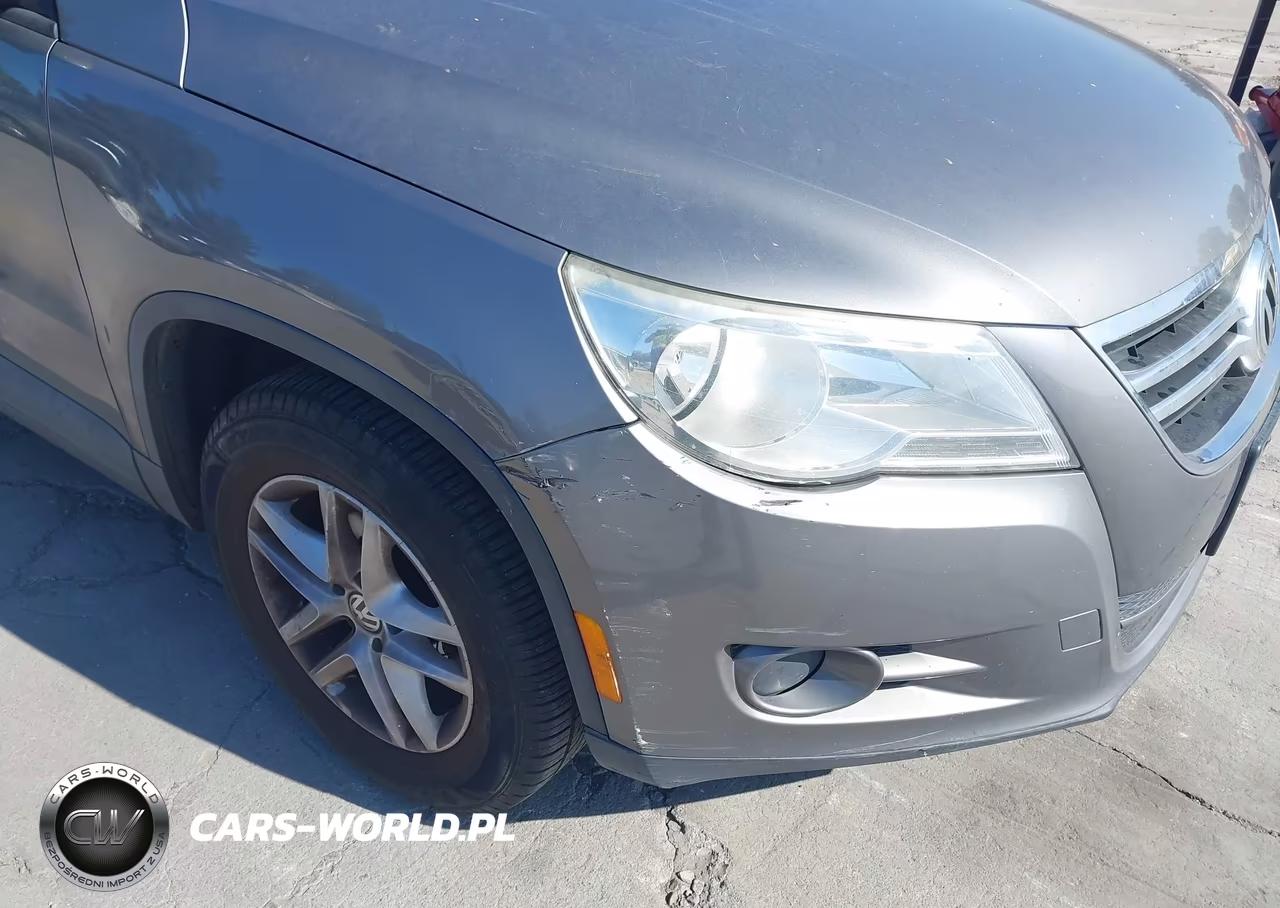 2011 Volkswagen Tiguan S VIN:WVGAV7AX7BW559972 - 12