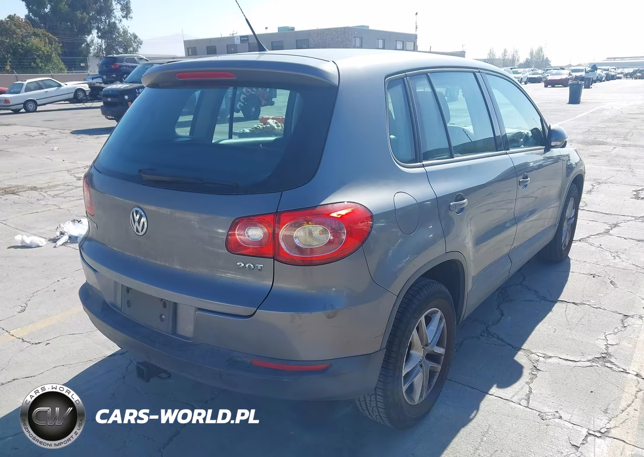 2011 Volkswagen Tiguan S VIN:WVGAV7AX7BW559972 - 13